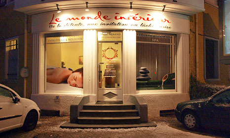 Maud Armand esthéticienne diplomé d'état vous accueille pour massage détente et bien être soins reiki Annecy photo arvimedia